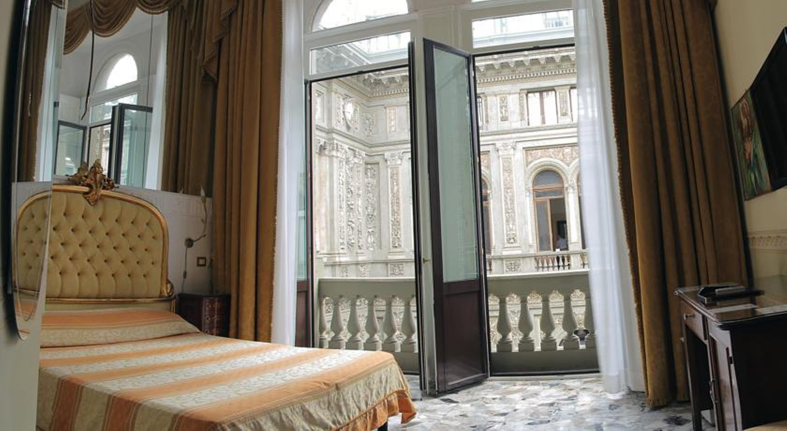 B&B Art Suite Santa Brigida Napoli Dış mekan fotoğraf