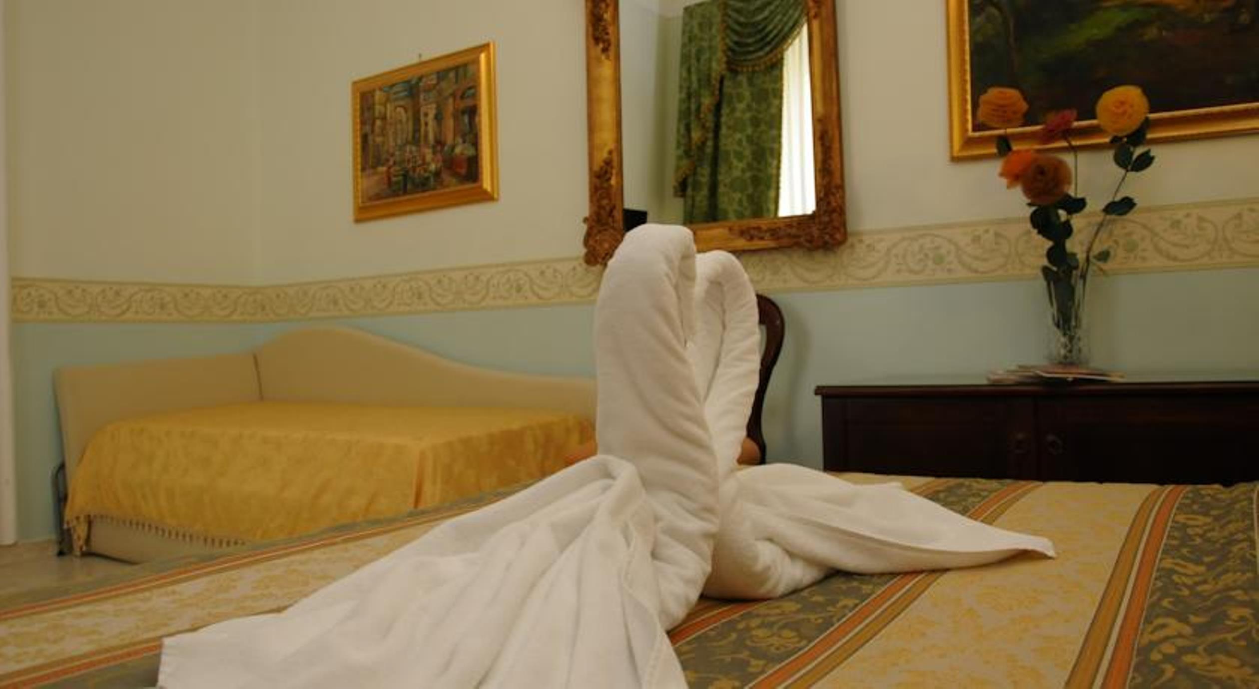 B&B Art Suite Santa Brigida Napoli Dış mekan fotoğraf